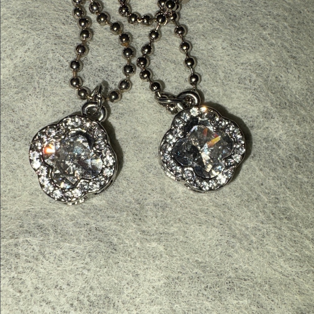 Elegant Silver Necklace and Keychain Set